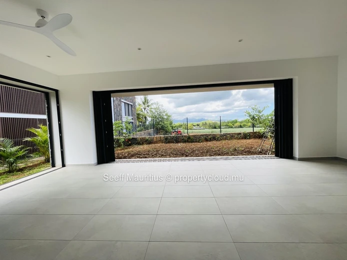 Appartement Spacieux et Élégant avec Vue sur la Montagne