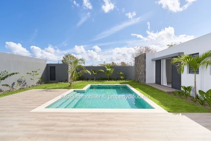 Villa Contemporaine Aux Lignes Épurées