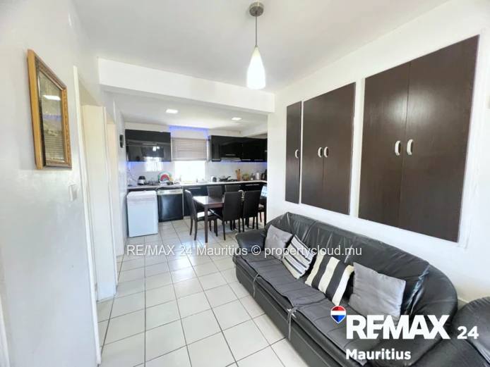 Furnished 2-Bedroom Apartment in Grand Baie - Steps from La Croisette Mall & Super U - Ideal for Air