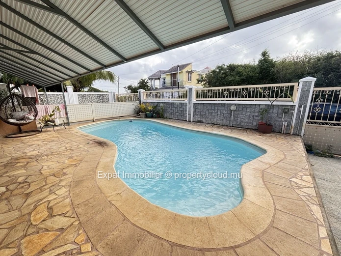 Appartement 2 Chambres Avec Piscine À Proximité Du Golf De Mont Choisy