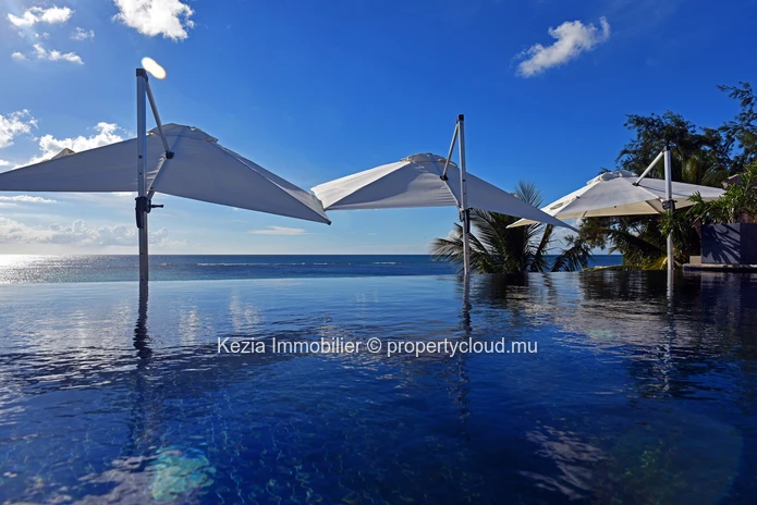 Contemporary Apartment Sea View