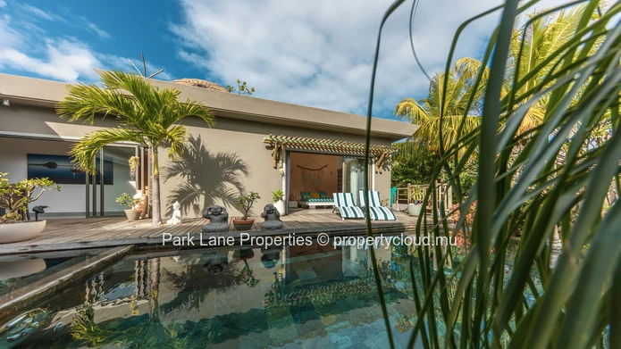 Exquisite furnished modern RES villa 