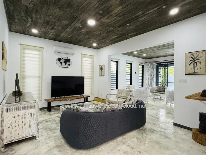 Villa Contemporaine 3 Chambres à Calodyne 