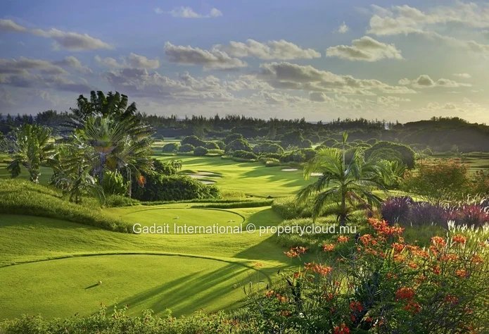 Luxury 4-bedroom villa for sale with golf and ocean views, Mauritius