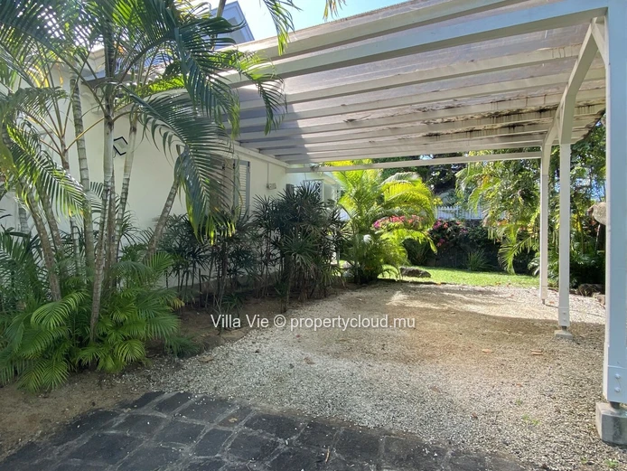 Pointe aux Canonniers - Maison typique mauricienne de 3 chambres avec piscine (Mandat exclusif)
