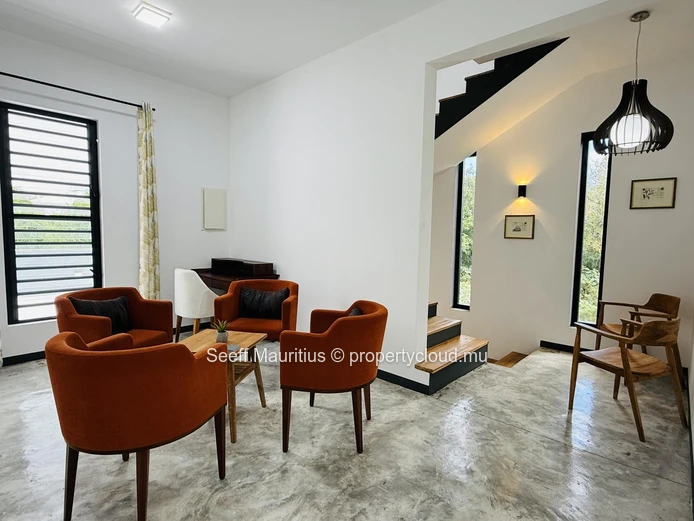 Villa Contemporaine 3 Chambres à Calodyne 