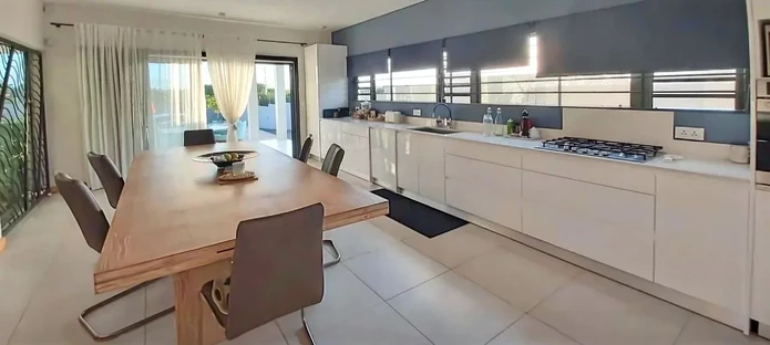 Villa I Grand Baie I Proche Commodités