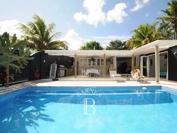 7 Bedroom House