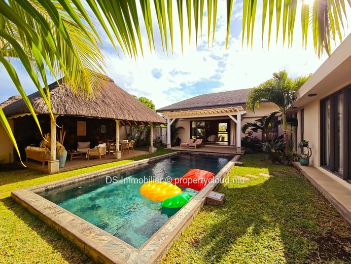 À Vendre – Villa De Plain-Pied Meublée - Résidence Sécurisée À Grand Baie