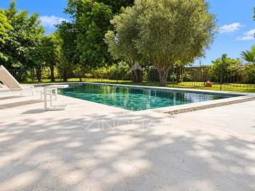 4 Bedroom Villa
