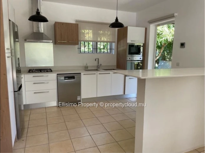 Villa for Rent – Roches Noires | Secure Estate