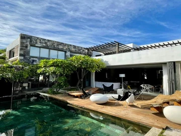 4 Bedroom Villa