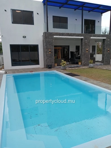 Villa Neuve à Vendre – Calodyne (Achevée en août 2025)