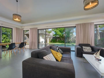 4 Bedroom Villa