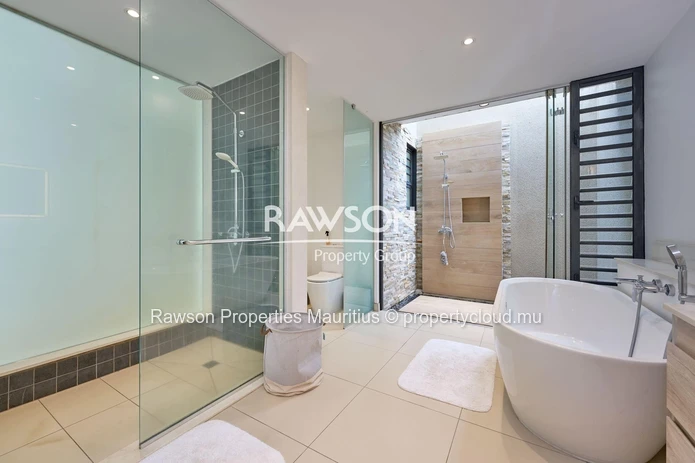 Villa De Luxe À Pereybère – 940 000 €