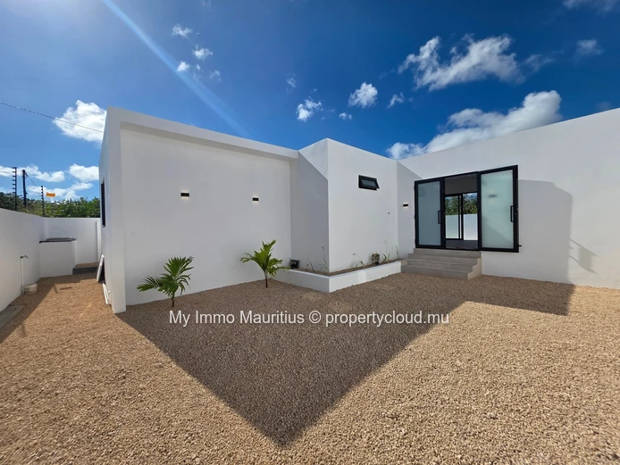 New Single-Storey Villa with Swimming Pool – Grand Baie