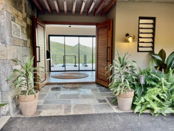 Luxury Villa at Domaine de Palmyre – Elegance, Space & Complete Autonomy