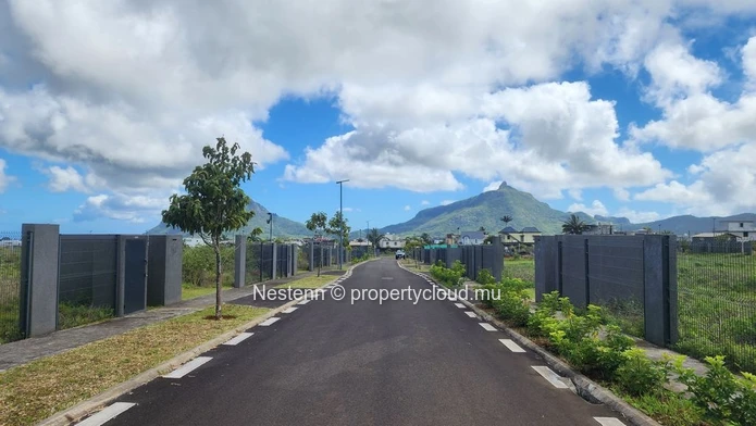 Prime land in l'Avenir 379.11 m² with mountain view situated in the smart city L'avenir St Pierre . Ideal for investm...