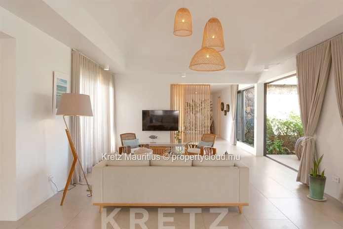 Entre réserve naturelle et golf : une villa contemporaine d'exception