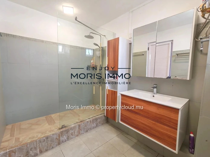 3-bedroom apartment for rent in Grand Baie