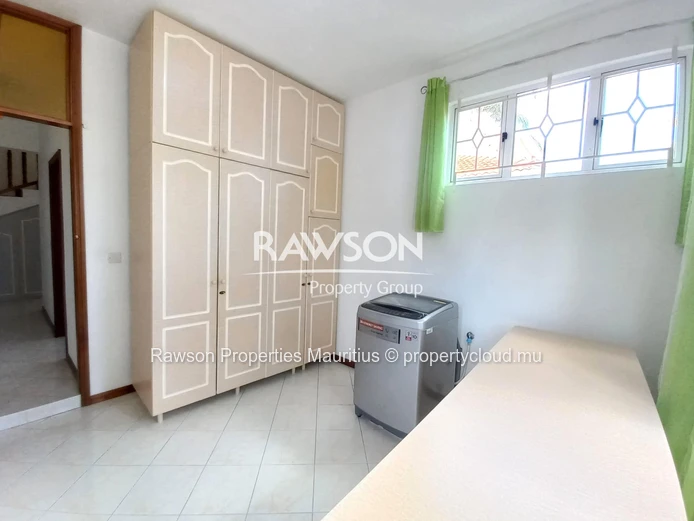 Belle Maison De 4 Chambres | Grand Jardin | À 10 Min À Pied De La Plage | Pointe Aux Canonniers