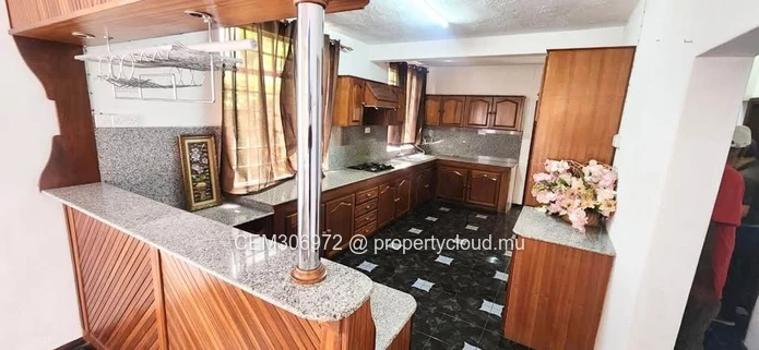 House for Sale – Roches-Brunes, Beau-Bassin 