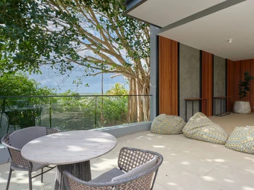 4 Bedroom Apartment
