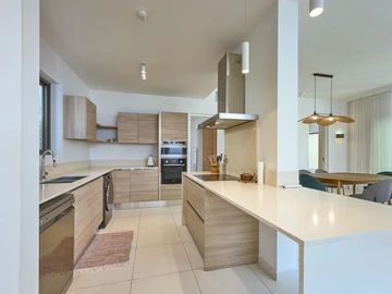 3 Bedroom Apartment