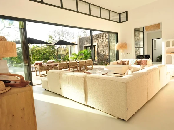 5 Bedroom Villa