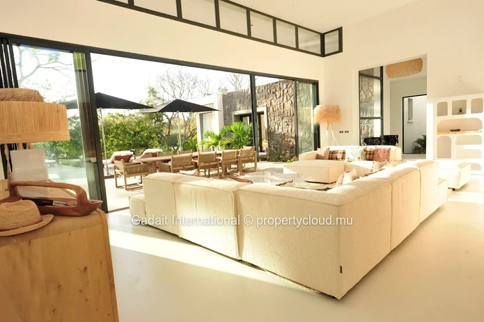 Villa de Luxe Familiale à Vendre dans le Domaine Akasha – Confort, Sérénité et Proximité des Commodités