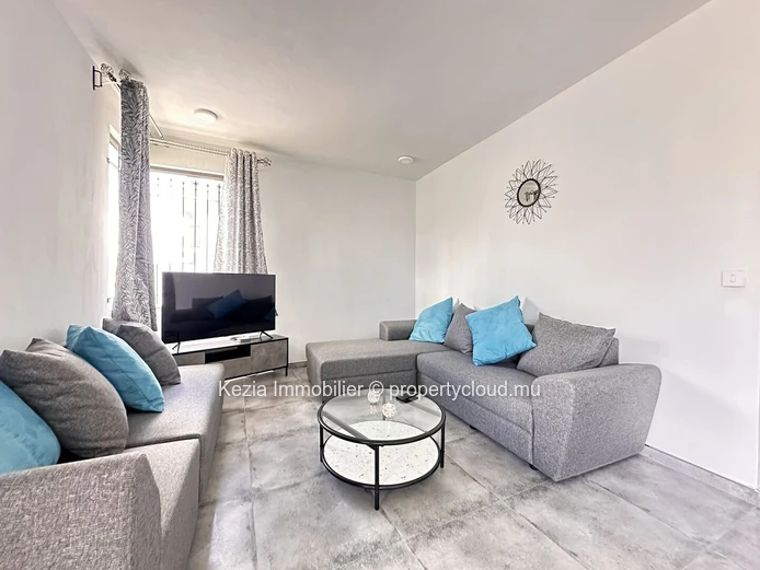 Modern Duplex Near The Beach