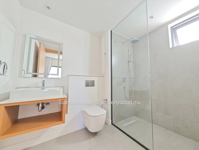 Penthouse 2 chambres avec rooftop privatif à vendre à Pereybère