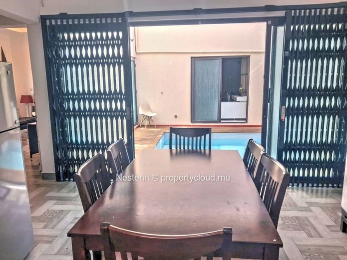 Villa moderne de 3 chambres avec piscine privée  