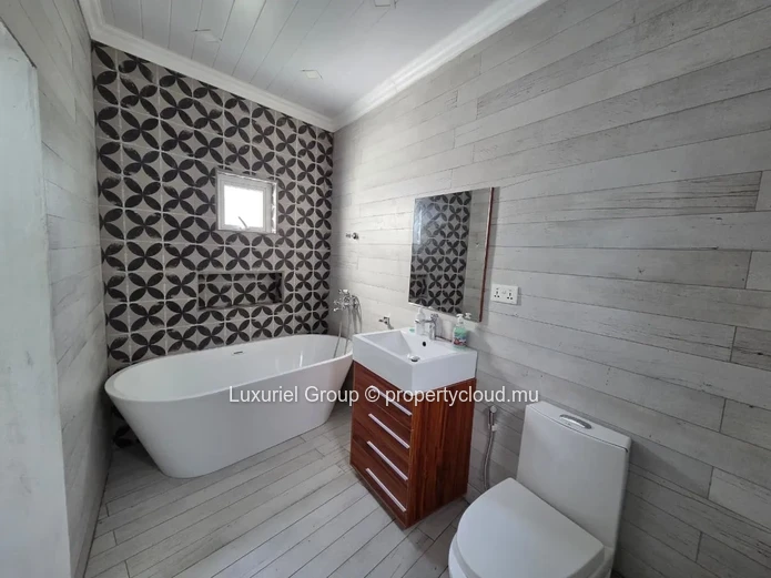 Spacious Two-Level Villa Close To The Beach
