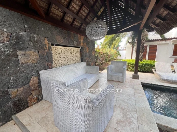 Villa meublée 3 chambres avec piscine privée à louer à Grand Baie