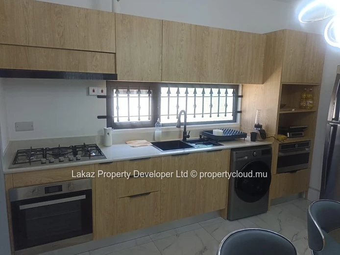 Cozy 2-Bedroom Apartment for Rent in Hermitage