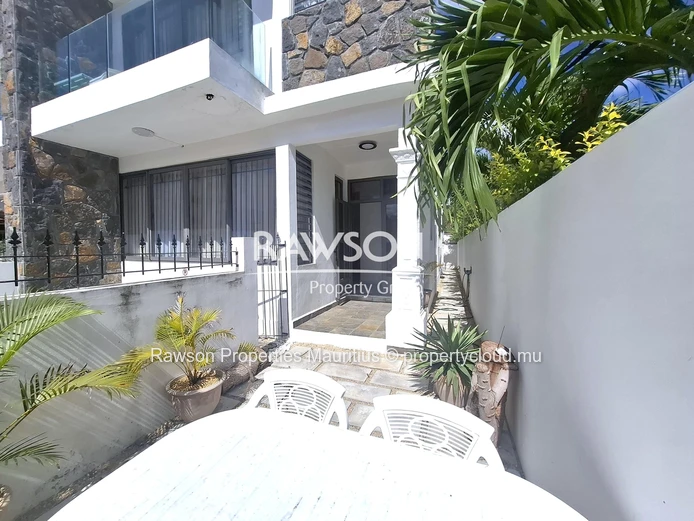 Duplex 3 Chambres | 2 Salles De Bains | Terrasse Sur Le Toit | Jardin Privé | Pointe Aux Cannoniers