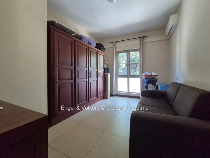 Spacious 3-Bedroom Apartment in a Convenient Coastal Location