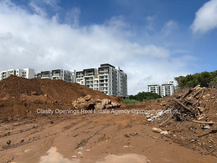Terrain 4 225 m² Sodnac — Dégagé, vue montagne, proche commerces