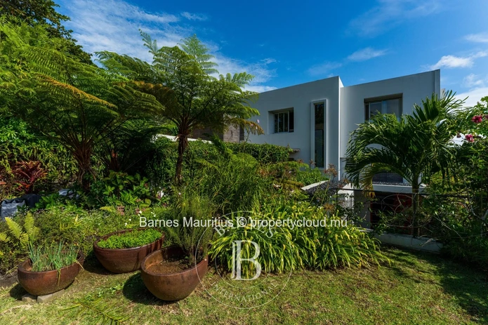 FLORÉAL - Maison contemporaine - 2 suites parentales