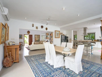4 Bedroom Villa