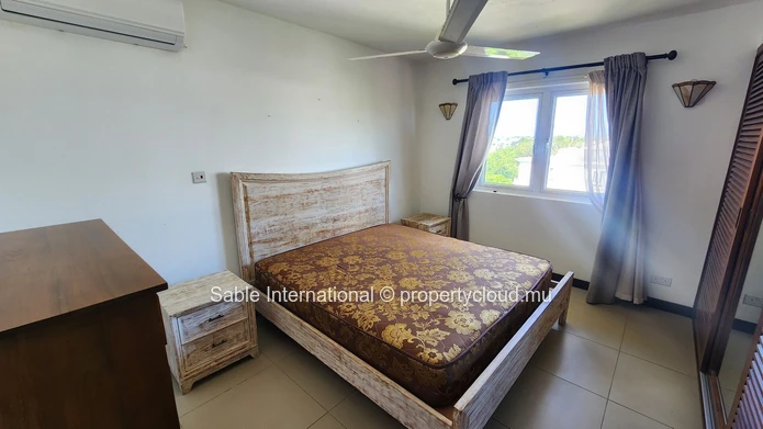 3 bedroom Penthouse with rooftop and great views.
