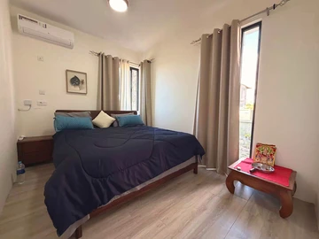 5 Bedroom Villa