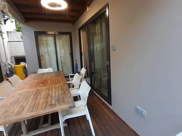 7 Bedroom Apartment