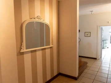 5 Bedroom Villa