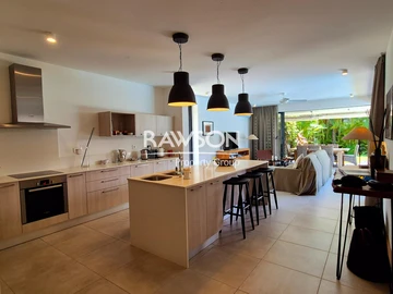4 Bedroom Villa