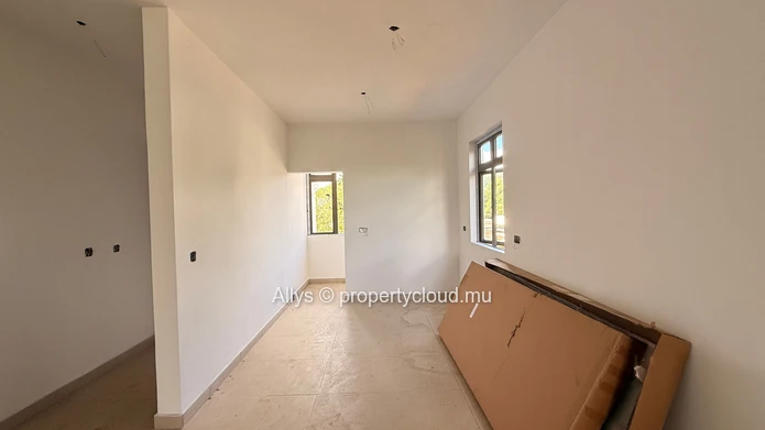 3 Modern Apartment