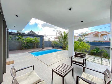 4 Bedroom Villa