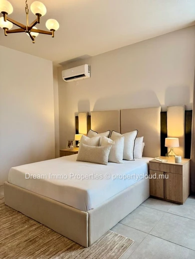 Sea view penthouse with rooftop & private pool in Flic en Flac - Mauritius