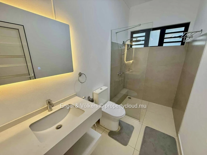 Modern 3-Bedroom Villa for Rent in the Heart of Grand Baie